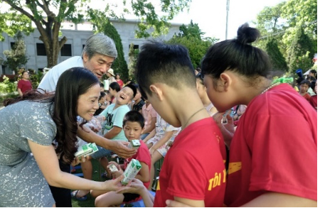 "Để[-]mỗi[-]trẻ[-]em[-]được[-]uống[-]sữa[-]mỗi[-]ngày"